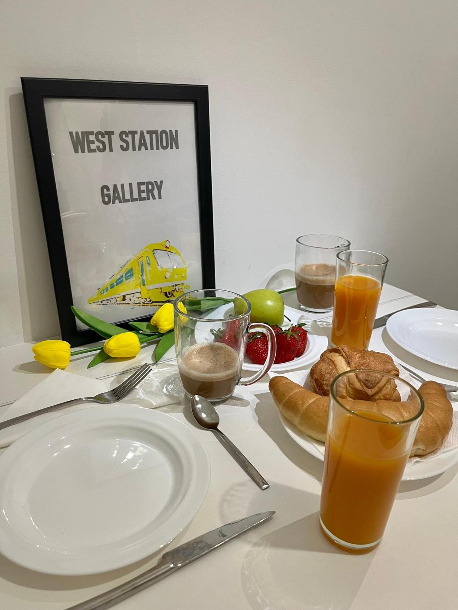West Station Gallery - Free Parking, Cozy Home, Perfect For Families Апартаменты Будапешт